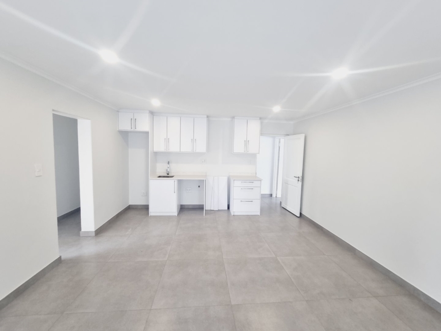 5 Bedroom Property for Sale in Sandown Western Cape